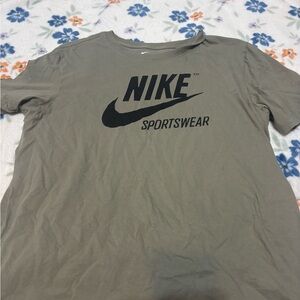 Nike men’s T-shirt